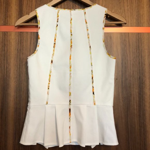 ✨HOST PICK✨ *BRAND NEW* Club Monaco (Danielle) Peplum Top - Size 00 - Picture 2 of 6